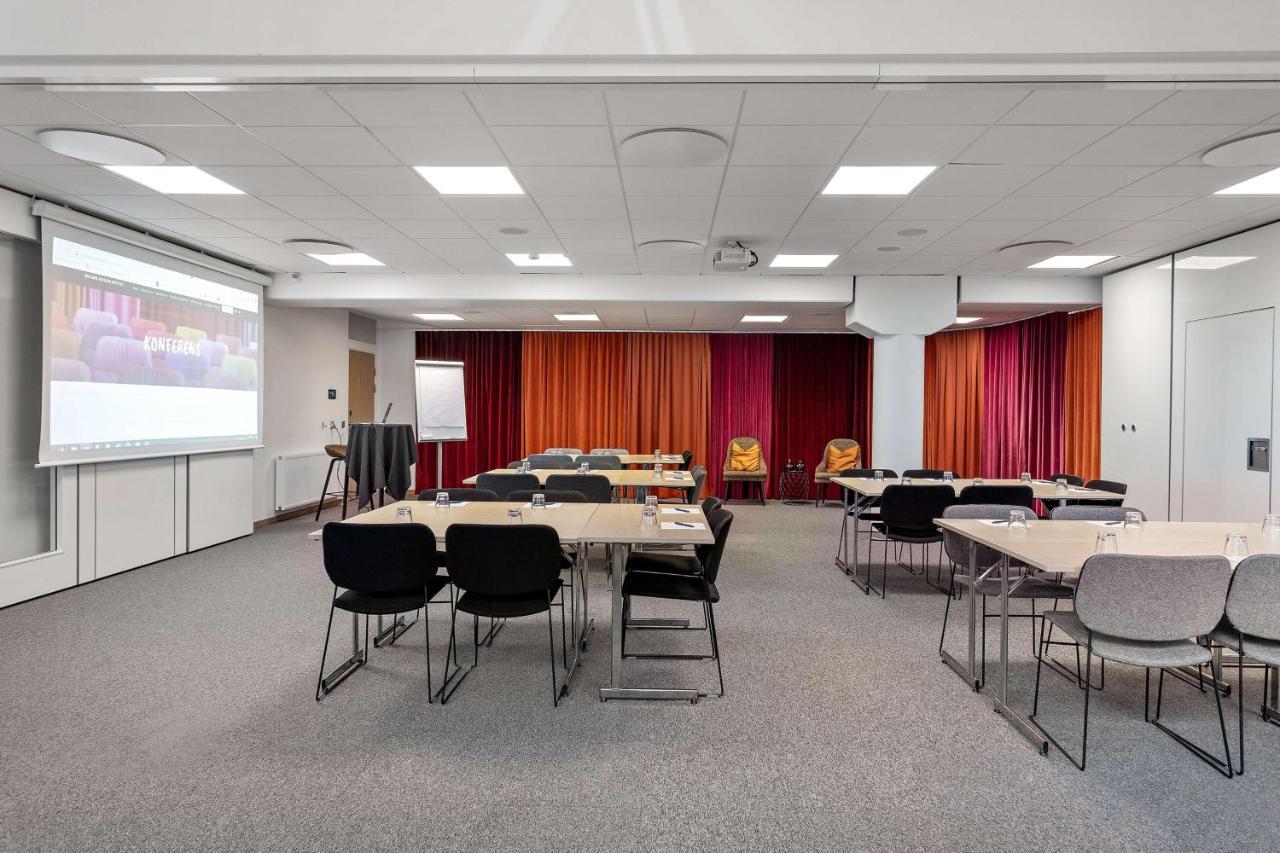 Hotel Western Arena 4*